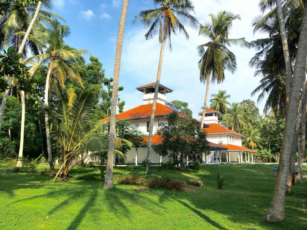 Anuhas Airport Villas Katunayaka Bagian luar foto